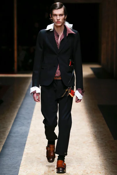 Look 31